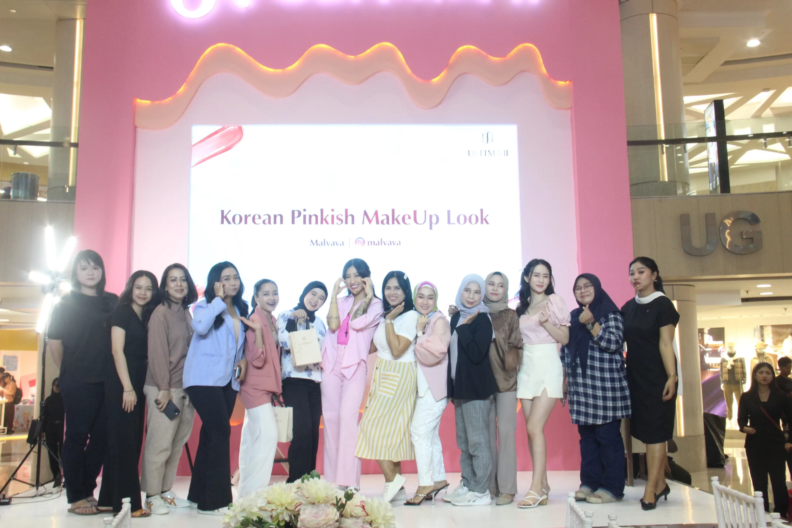 Korean Pinkish Make Up Look: Beauty class bersama Malvava pada exhibition Ultima II